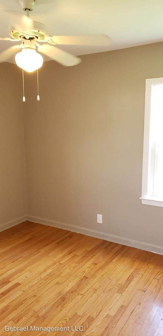 Building Photo - 3 br, 1 bath House - 307 S Vernon Ave.