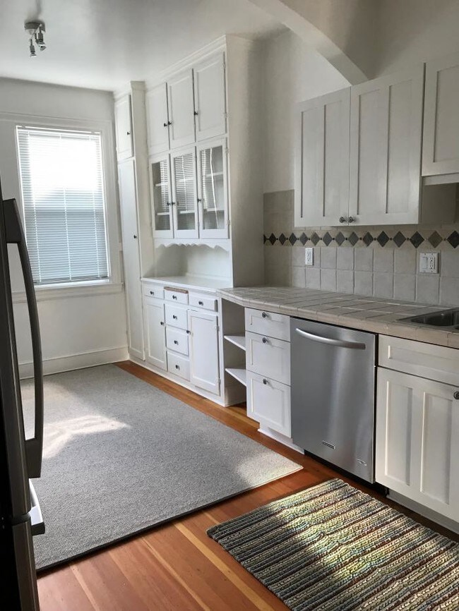 Foto del edificio - 2 bedroom in San Francisco CA 94114