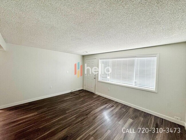 Foto del edificio - 5281 W Center Ave