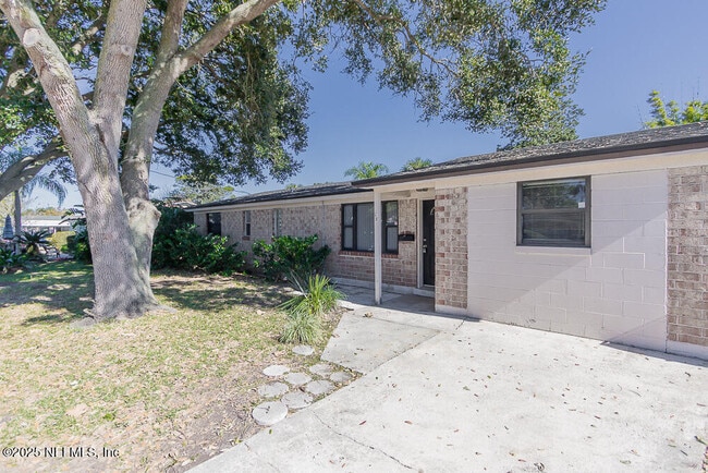 Building Photo - 43 Millie Dr