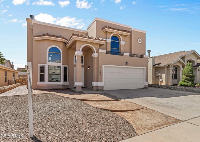 Building Photo - 12584 Paseo Lindo Dr