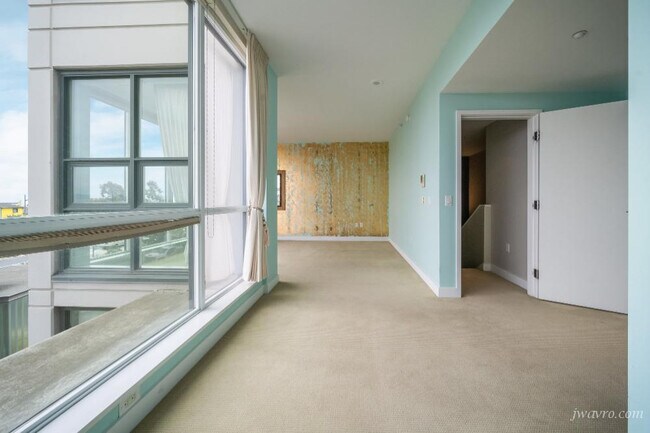 Building Photo - 330 Mission Bay Boulevard North