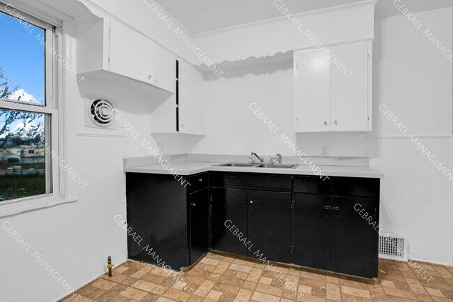 Foto del edificio - 630 Barrie Ave