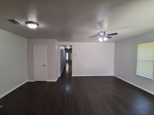 Photo - 13649-13651 Biggs St Apartment