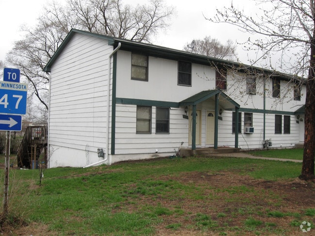 Building Photo - 5600 4th St NE