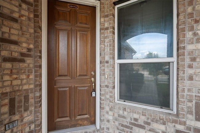 Building Photo - 14120 Purple Azalea Dr