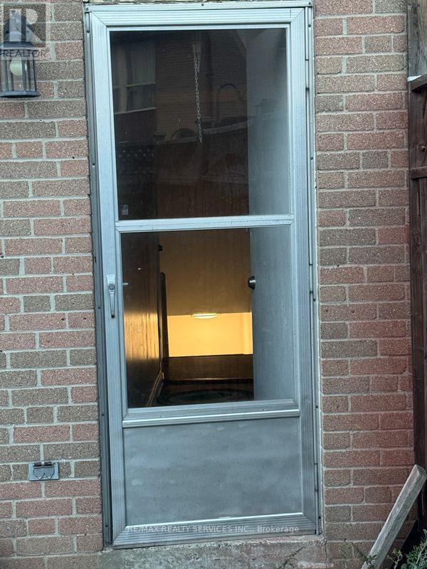 Building Photo - 246 John Garland Blvd