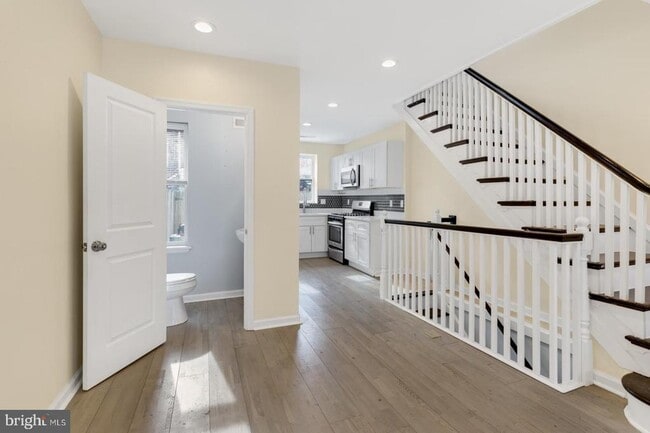 Foto del edificio - 2124 Sigel St