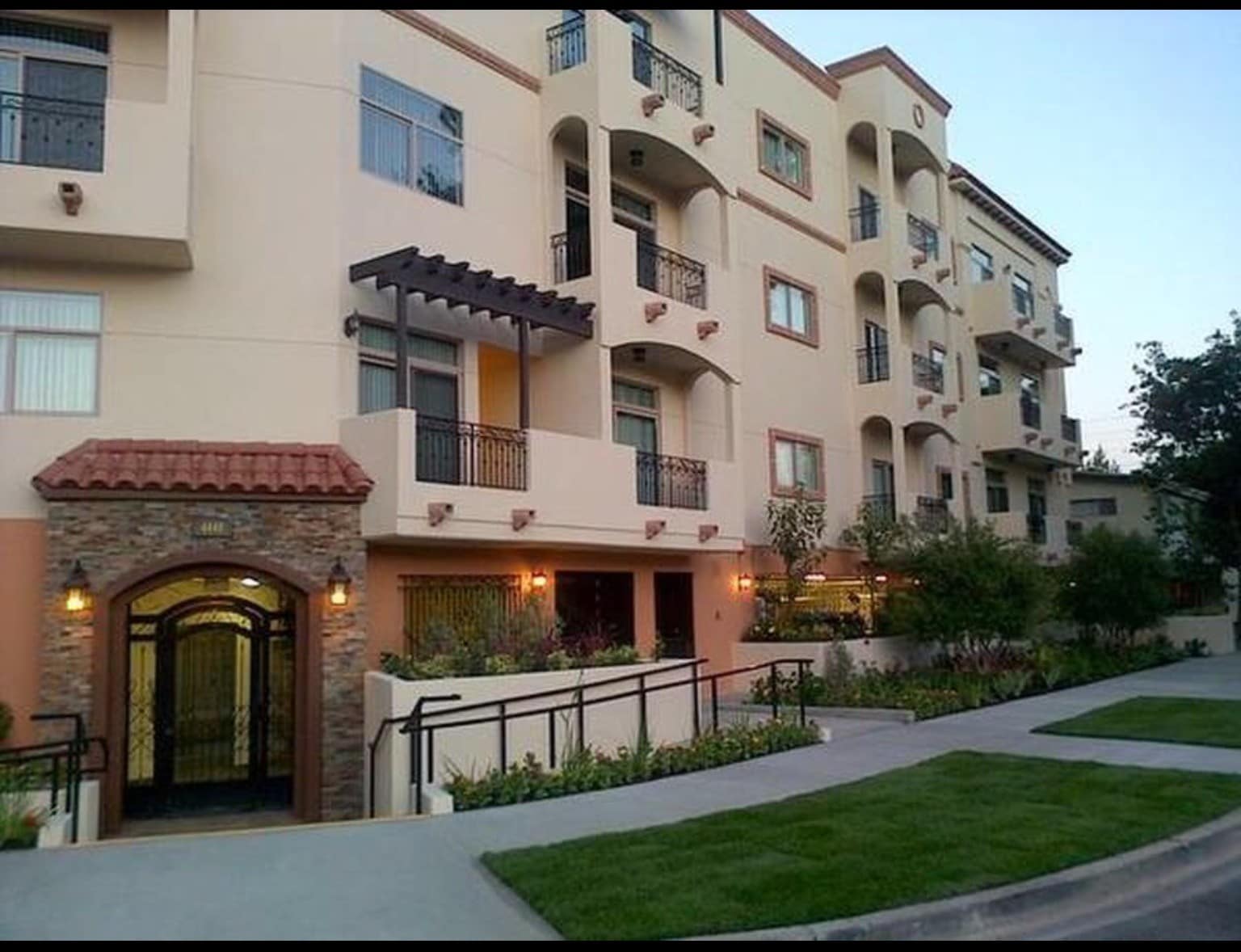 4440 Vantage Ave Unit 203, Los Angeles, CA 91604 - 4440 Vantage Ave Los