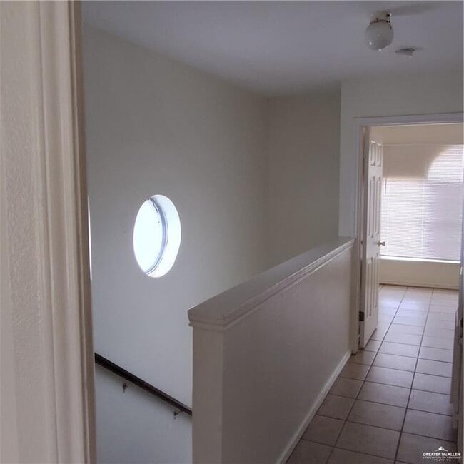 Foto del edificio - 8 N 28th St