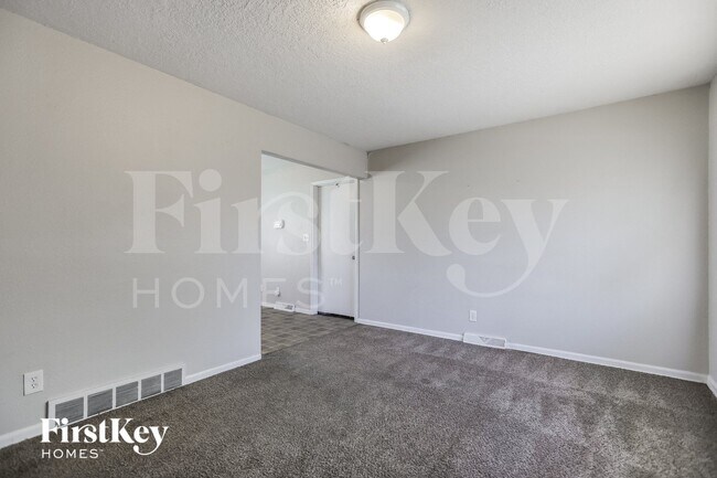 Foto del edificio - 6617 E 134th Terrace