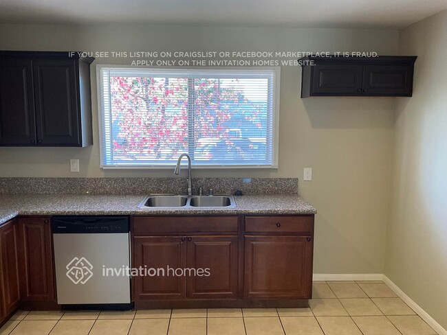 Foto del edificio - 6056 Bellaire Ave