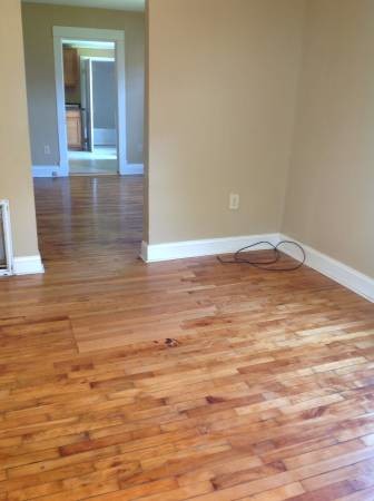 LIVING ROOM FLOOR - 617 1/2 Maryland Ave