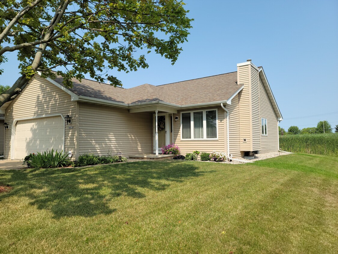 Primary Photo - N9673 Emerald Ln