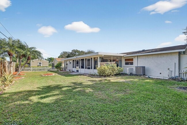 Photo - 1769 SE Madison St House