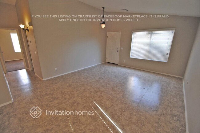 Building Photo - 10939 E Diamond Ave