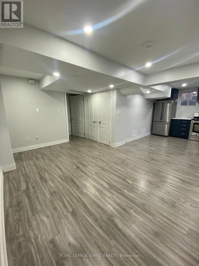 Building Photo - 15 Sugarcane Ave