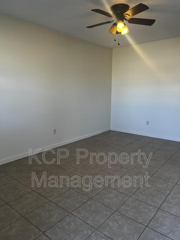Foto del edificio - 2724 Rudy Rd