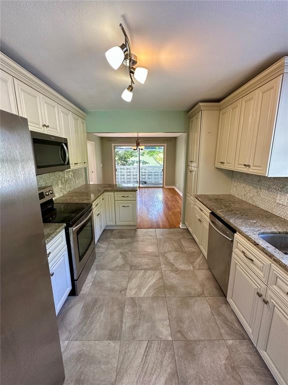 Building Photo - 3752 McKay Creek Dr