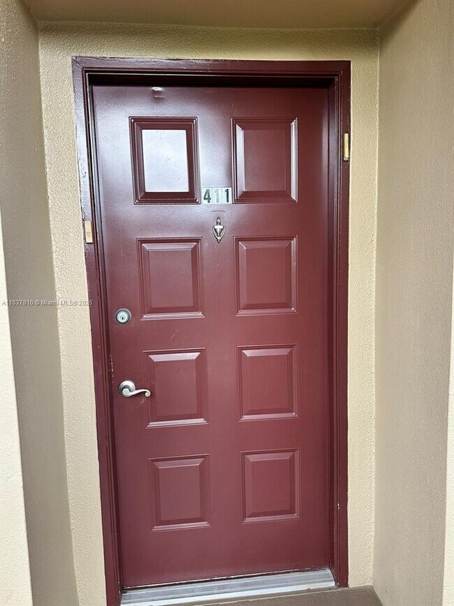 Foto del edificio - 1151 SW 128th Terrace