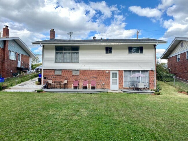 Foto del edificio - 1513 Dilston Rd