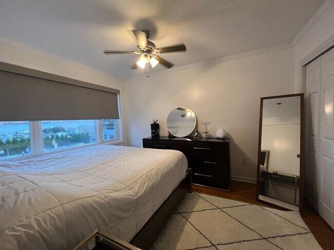 Foto del edificio - 11 Beverly Pl