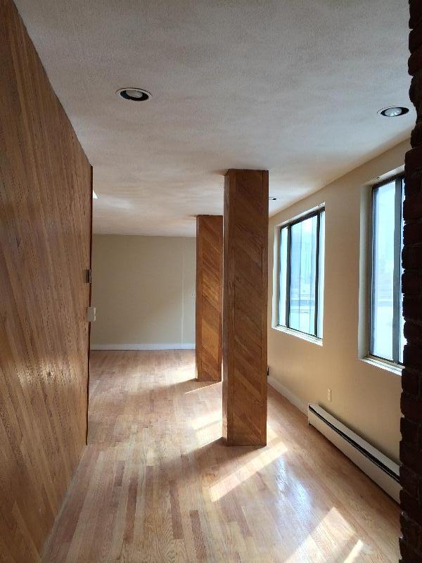 Foto del edificio - 214 Hanover St