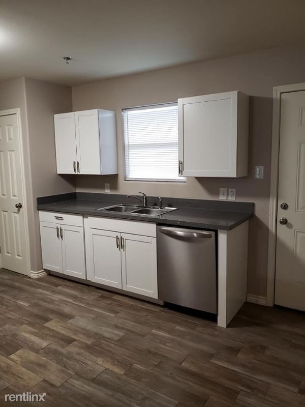 Building Photo - 3 br, 2.5 bath Townhome - 324 Nederland Ave