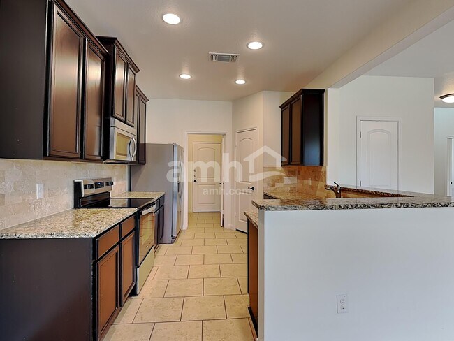Foto del edificio - 12712 Shoreline Dr