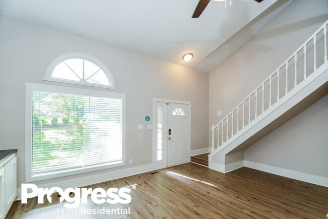 Building Photo - 310 Berwick Ct