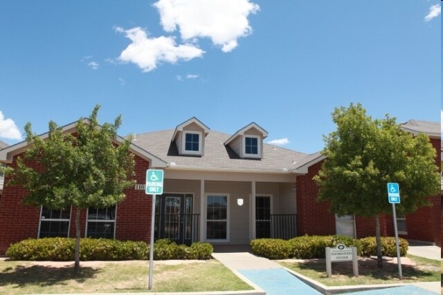 Building Photo - Arbor Terrace Town Homes