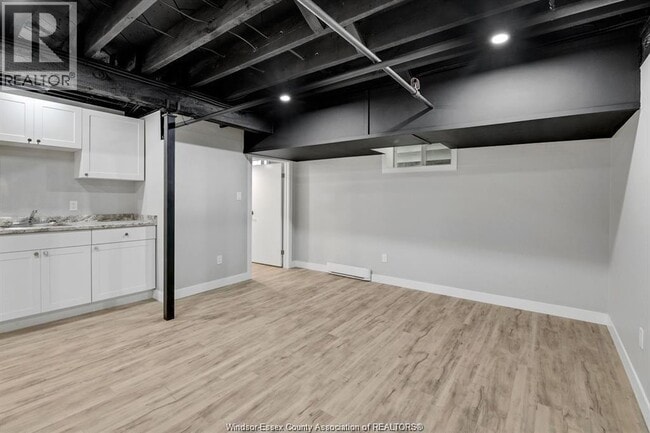 Building Photo - 1094 Lincoln Rd