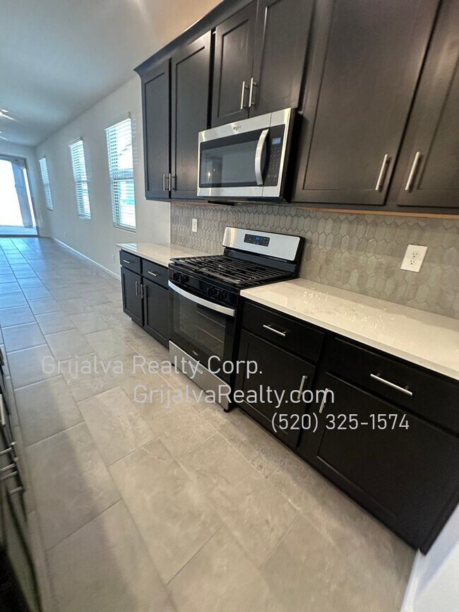 Foto del edificio - 9738 W Larson St