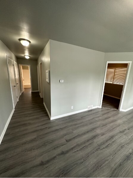 Building Photo - 808 Florida Ave