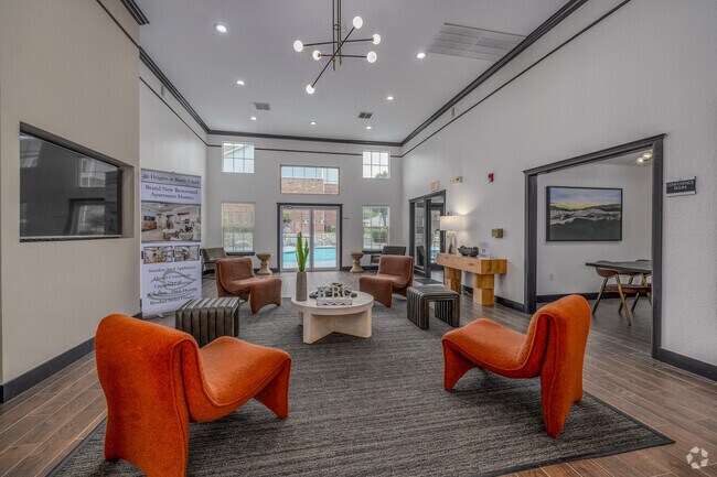 Interior Photo - Heights at Battle Creek