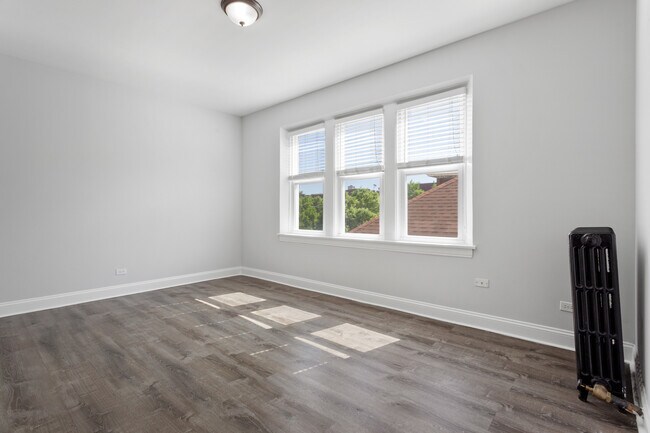 Foto del edificio - 1608 W Sherwin Ave