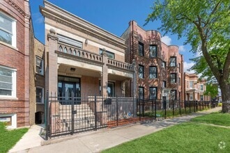Building Photo - 6227 S Langley Ave