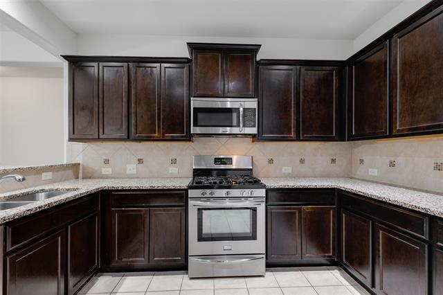 Foto del edificio - 9904 Cottontail Ln