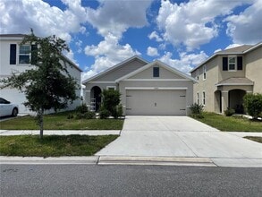 Building Photo - 17043 Oval Rum Dr