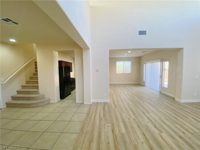 Building Photo - 9859 Aleutian St