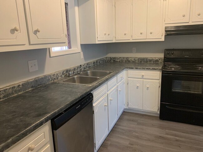 Foto del edificio - 4264 James Drive