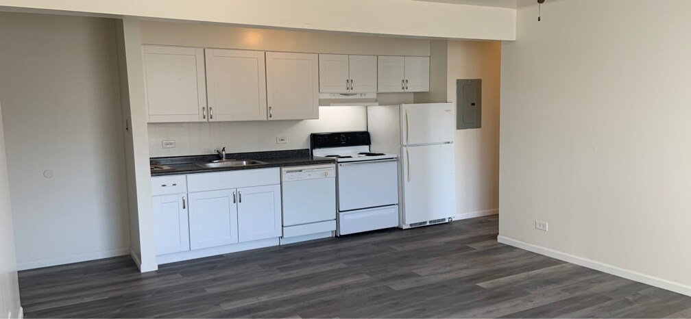 Foto principal - 754 N Pioneer Rd