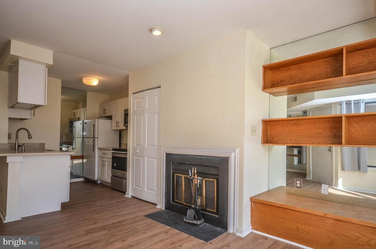 9708 Hellingly Pl Unit 214, Gaithersburg, MD 20886 Apartment for Rent