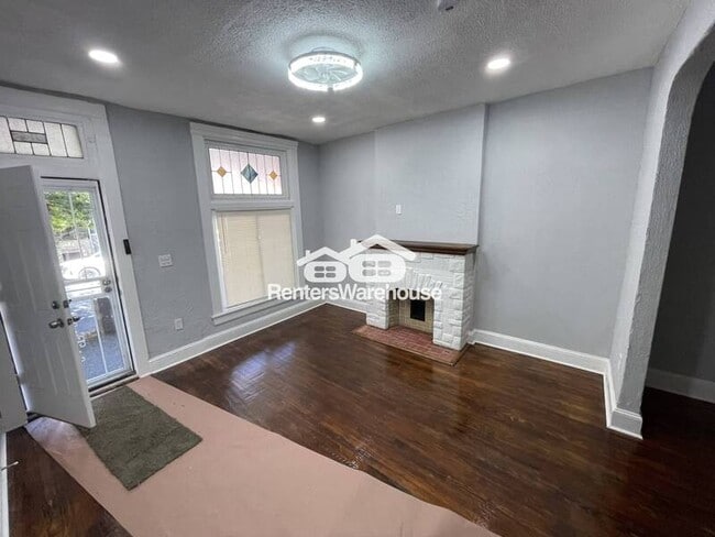 Foto del edificio - 2125 Cliftwood Ave