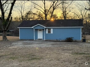 Building Photo - 48 Lee Road 735