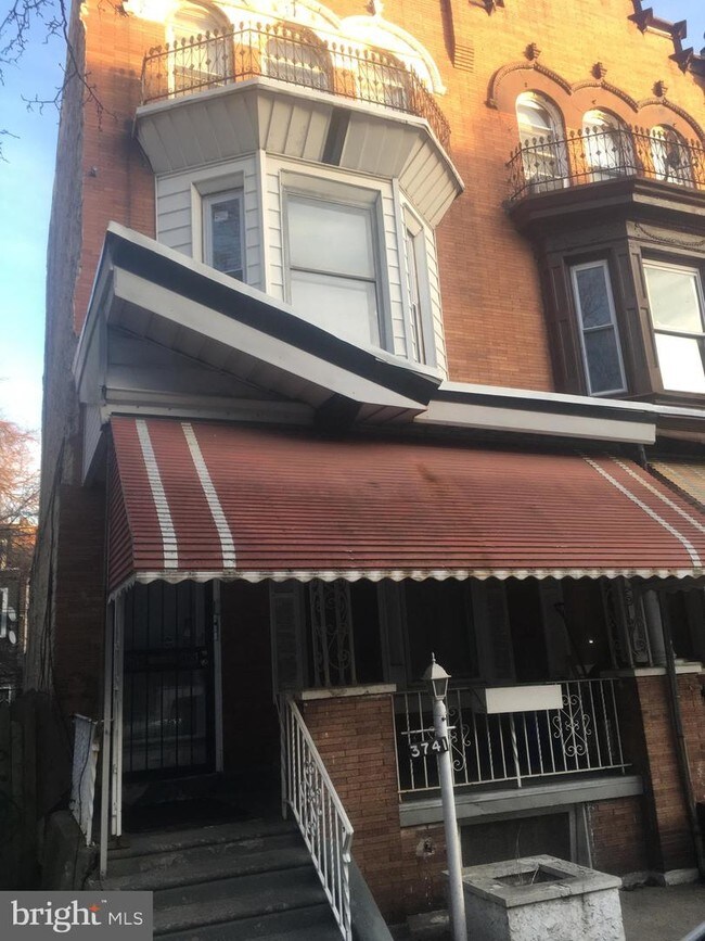 Foto del edificio - 3741 N 15th St