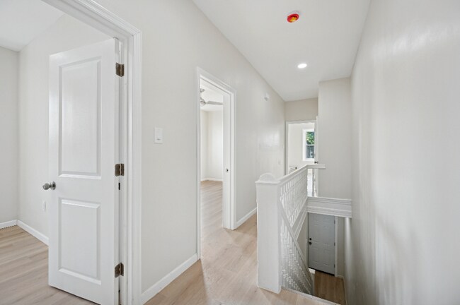 Foto del edificio - 931 E Woodlawn St