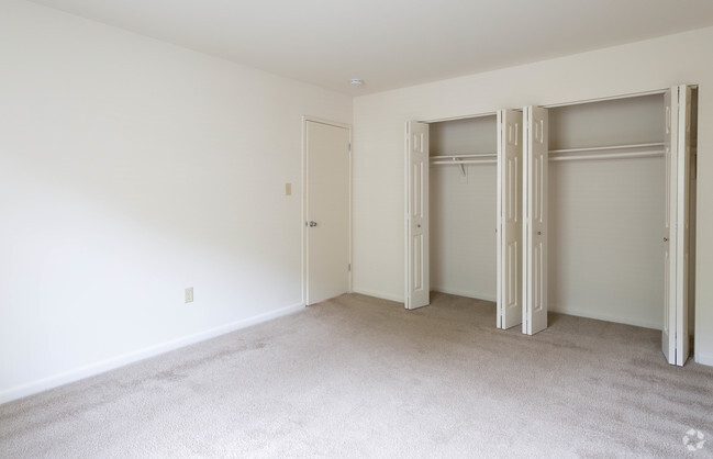 2HAB, 1BA - 1,032 ft² - Bay Hills Apartments