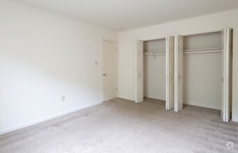 2BR, 1BA - 1032 SF - Bay Hills Apartments