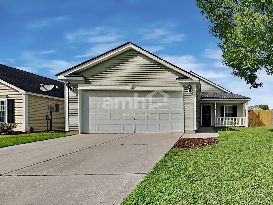 Primary Photo - 114 Blue Jasmine Lane